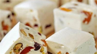 طريقة عمل النوجا والملبن في البيت بأقل التكاليف