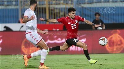 تونس يتقدم على منتخب مصر 1/2 في الشوط الأول (صور)