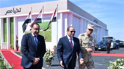 الرئيس السيسي يصل بني سويف ويلتقي أهالي قرية سدس الأمراء 