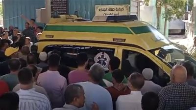 جنازة شعبية لضحية إعصار دانيال في ليبيا بمسقط رأسه في الدقهلية 