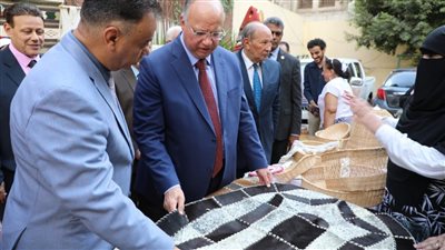 محافظ القاهرة: سداد مصروفات المدارس للطلاب غير القادرين وأبناء الأسر الأولى بالرعاية