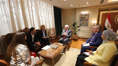 وزير التعليم العالي يبحث التعاون المشترك مع نائب رئيس جامعة إسكس البريطانية