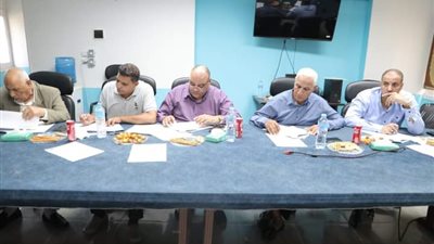 وكيل تعليم الوادي الجديد يترأس لجنة المقابلات الشخصية للمتقدمين لشغل الوظائف الإشرافية 