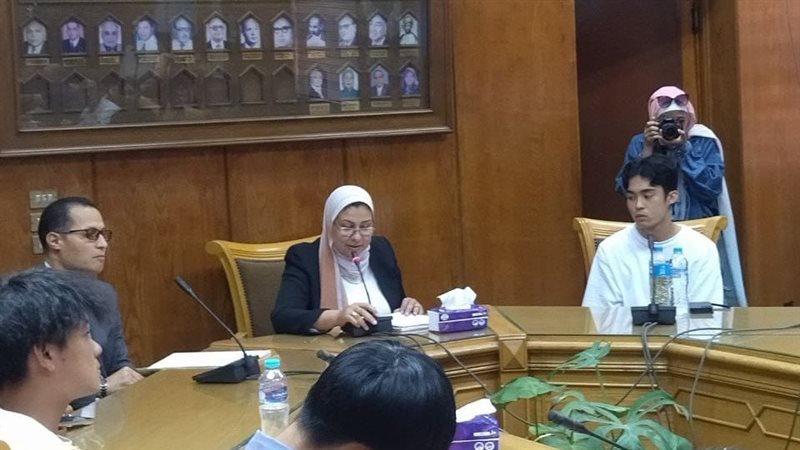 جامعة عين شمس، فيتو