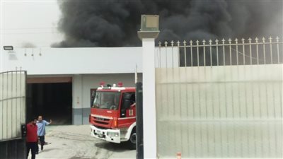 استعجال تفريغ كاميرات المراقبة في إصابة 3 بحريق مصنع ملابس على طريق العين السخنة