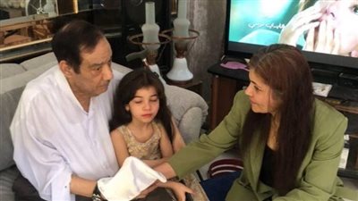 زوجة حلمي بكر لـ