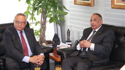 رئيس هيئة قضايا الدولة يزور جامعة فاروس بالإسكندرية (صور) 