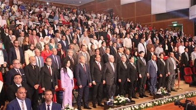 وزير التعليم العالي: أسبوع شباب الجامعات يدعم خطط الدولة لتحقيق التنمية المستدامة 