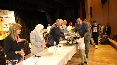 محافظ القاهرة: الدولة حريصة على دعم الأسر المنتجة 