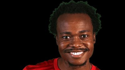 موقف بيرسي تاو من المشاركة مع الأهلي في السوبر الأفريقي 