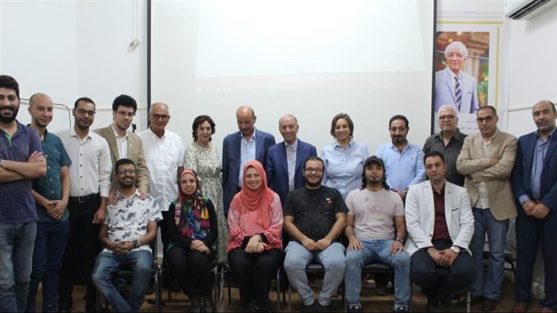 ندوة الديون،فيتو