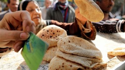 المصيلحي يدعو المواطنين لتقييم جودة رغيف الخبز من خلال موقع وزارة التموين