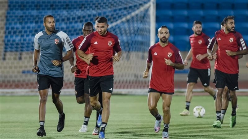لاعبي الأهلى،فيتو