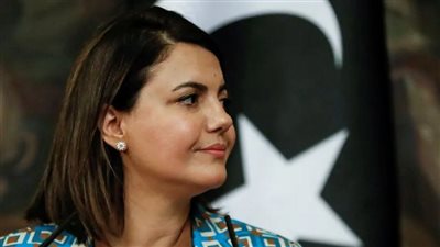 من داخل كوافير وملابس كاجوال، صورة وزيرة الخارجية الليبية الهاربة إلى تركيا تثير الجدل 