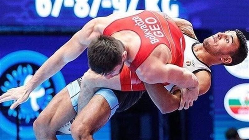 منتخب المصارعة، فيتو