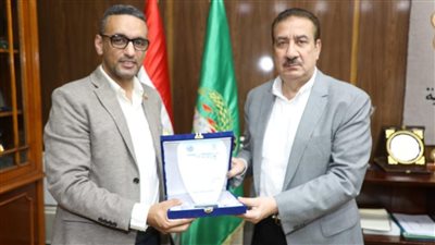 مستشفى شبين الكوم التعليمي تكرم محافظ المنوفية لدعمه المنظومة الطبية