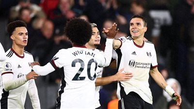 الدوري الإنجليزي، فولهام يعمق جراح لوتون تاون بهدف نظيف