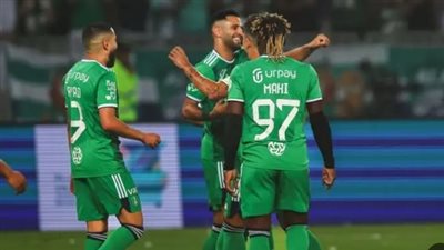 أهلي جدة يخطف فوزا مثيرا من التعاون في الدوري السعودي