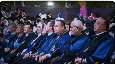  كلية التربية جامعة الإسكندرية تحتفل بتخريج الدفعة الـ53