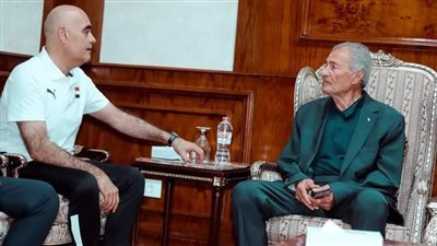 زغلول صيام يكتب: هما الخواجات ماسكين علينا ذلة في الرياضة المصرية؟! وإيه حكاية باستور اليد؟!