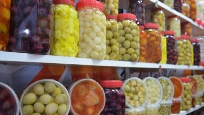 الويسكي الحلال مفيد، وطرق عمل مخلل الزيتون (فيديو)