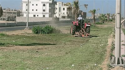 رئيس جهاز مدينة دمياط الجديدة يتابع أعمال التطوير بالمدخل الغربي الساحلي