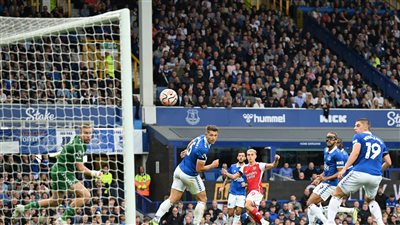 الدوري الإنجليزي، آرسنال يخطف فوزا صعبا من إيفرتون (صور)