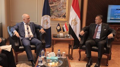 وزير السياحة يبحث المشاركة في المعارض الترويجية بالأرجنتين