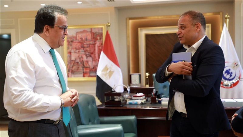 وزير الصحة د.خالد