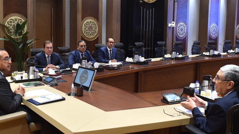 اجتماع برئاسة الدكتور