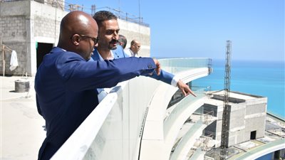  مستشار نائب رئيس جمهورية جنوب إفريقيا يزور العلمين الجديدة