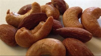 لو طفلك رياضي اهتمي بتقديم الكاجو له حفاظا على صحته