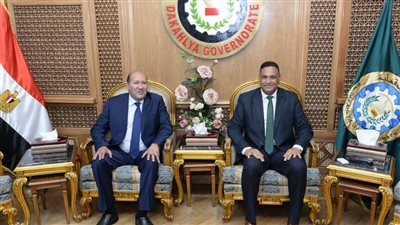 محافظة الدقهلية ووزارة التخطيط يبحثان سبل التعاون بين جائزة مصر ومبادرة المشروعات الخضراء (صور)