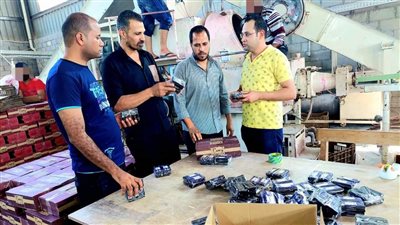 ضبط 2 طن مواد خام و4800 قطعة صابون مجهولة المصدر بالبحيرة (صور)