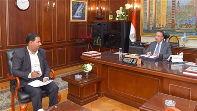 محافظ الإسكندرية: عندنا 166 عمارة مائلة وسكانها يفضلون الموت على إجلائهم.. وماعندناش سكن إيواء.. وفككنا مافيا الشواطئ (حوار)