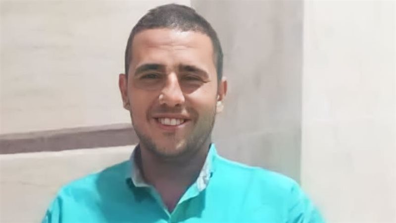 مصرع شاب تحت عجلات