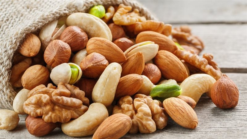 أطعمة تساعد على خفض