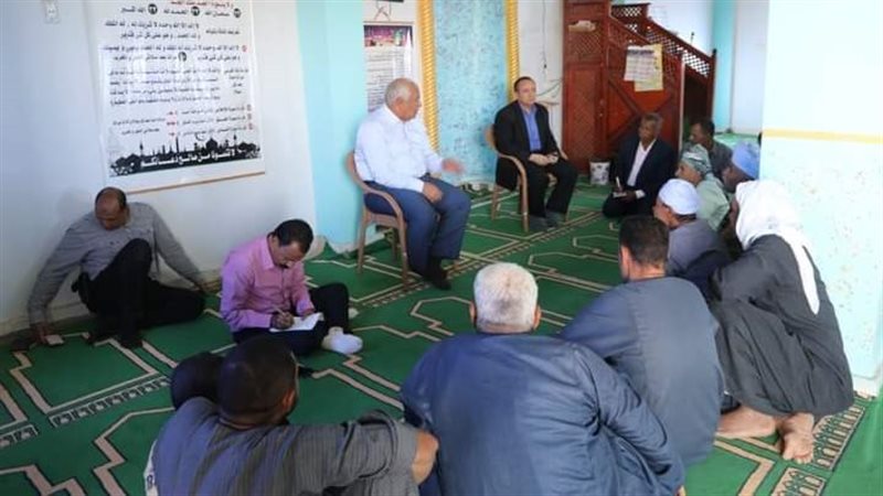 الزملوط يلتقي أهالى