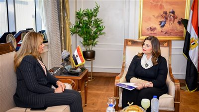 وزيرة الهجرة تبحث مع مدير الأكاديمية الوطنية للتدريب تعزيز التعاون المشترك