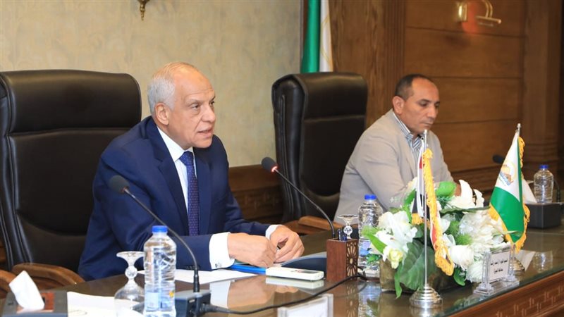محافظ الجيزة اللواء
