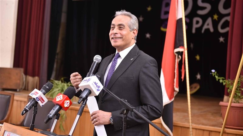 حسن شحاتة وزير العمل،فيتو
