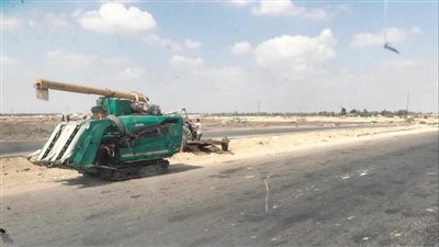 إصابة 21 عاملا بحادث تصادم في الإسماعيلية 