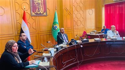محافظ الإسماعيلية يستعرض مقترح الخطة التنفيذية والمستهدفة للمجلس القومي للسكان للعام المقبل 