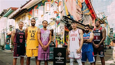 كابتن الأهلي يشارك في جولة ترويجية لكأس العالم للأندية لكرة السلة بسنغافورة