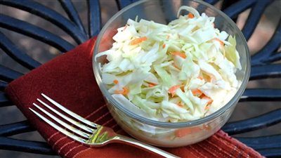 طريقة عمل الكول سلو، سر الوصفة الأصلية للسلطة الأمريكية الشهيرة