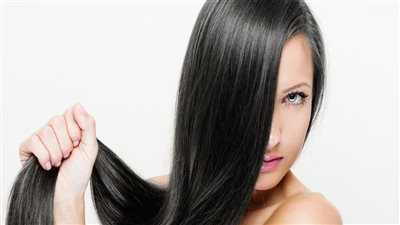 وصفة طبيعية لتكثيف الشعر وزيادة طوله ونعومته