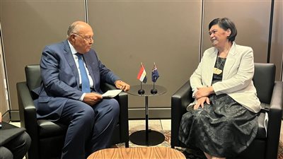 خلال زيارته لنيويورك، وزير الخارجية يلتقي نظيرته النيوزيلندية ويبحث تعزيز العلاقات