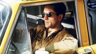 روبرت دي نيرو يعيد تجسيد شخصية ترافيس بيكل بهذه الطريقة