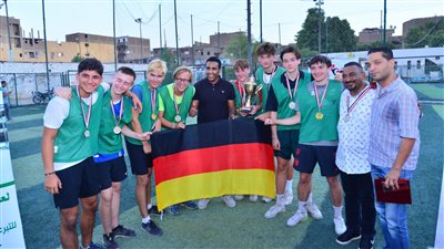 فريق كرة قدم ألماني يفوز بكأس الصداقة «المصرية الألمانية» بالأقصر 