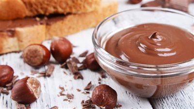 طريقة عمل النوتيلا في البيت بالكاكاو بدون بندق